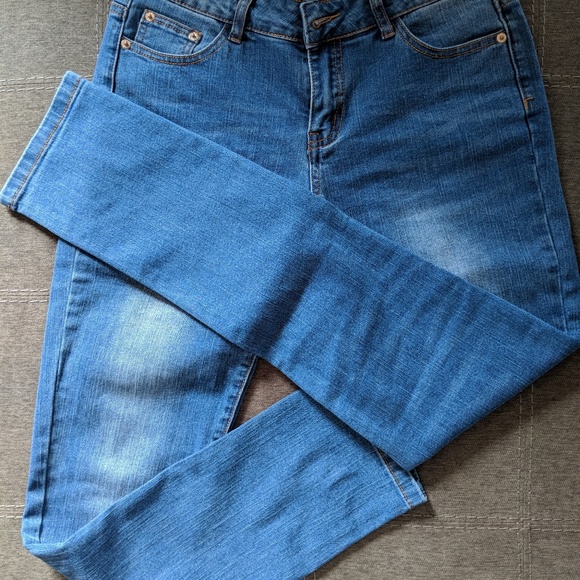 Stretch Skinny Jeans - Picture 1 of 5